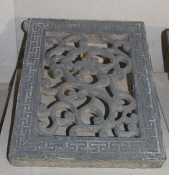 Indoor exhibition hall: window grill